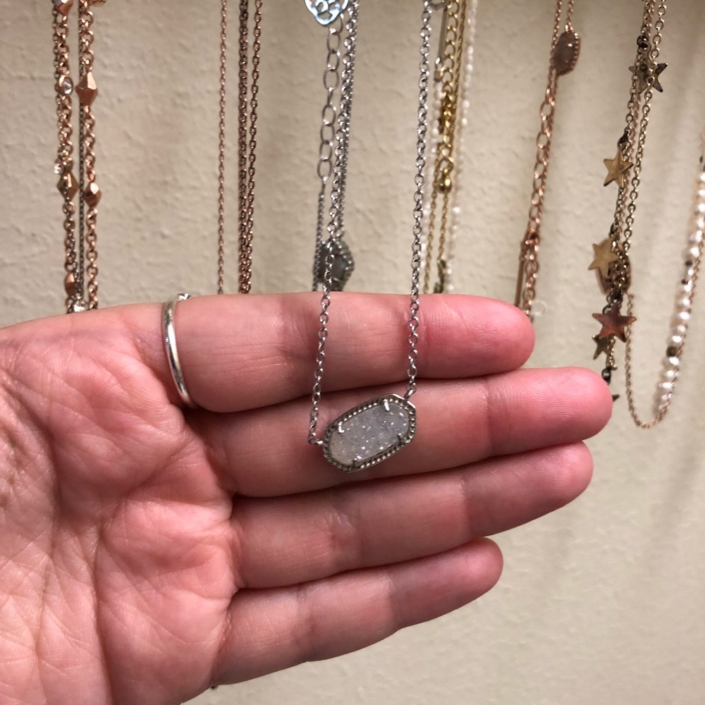 silver elisa kendra scott necklace